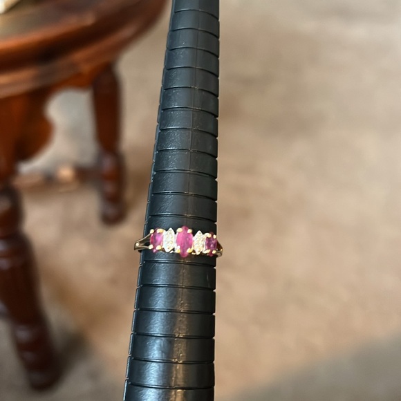 Ring - Picture 2 of 3